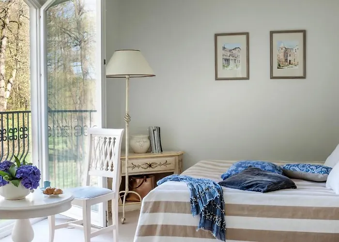 Bed and Breakfast Oliwska Dolina 5*