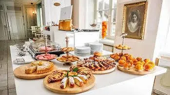 Bed and Breakfast Oliwska Dolina 5*