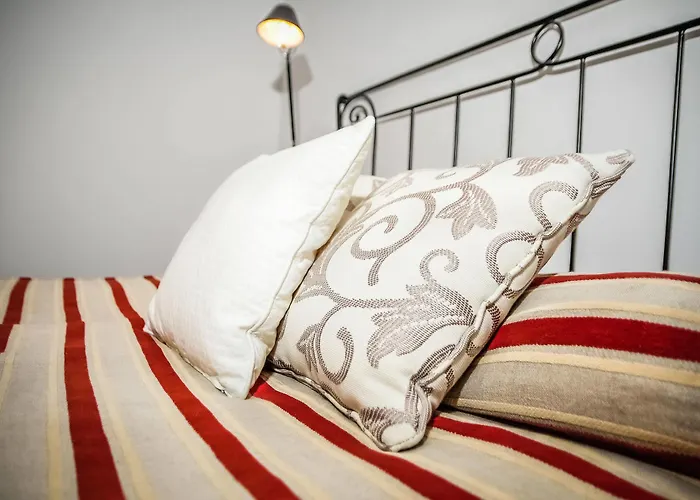 Bed and Breakfast Oliwska Dolina 5*