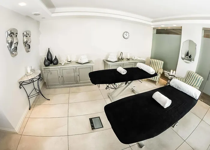 Oliwska Dolina Bed and Breakfast