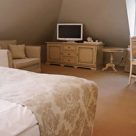 לינה וארוחת בוקר Oliwska Dolina גדנסק