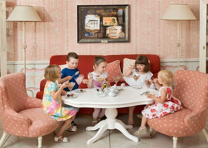 Oliwska Dolina ベッド・アンド・ブレックファスト 5*