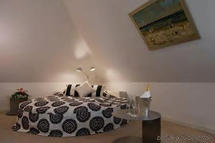 Oliwska Dolina Alojamento de Acomodação e Pequeno-almoço 5*